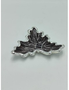 Piattino svuotatasche foglia in vetro e argento 999 marrone, Ø 10,5 cm | Argenesi -ARGENESI