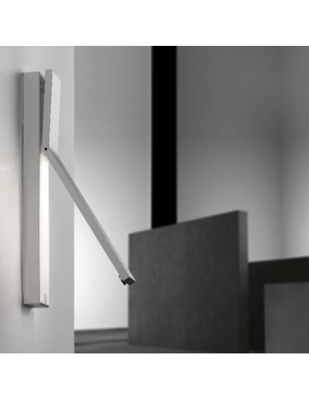 Applique LED On-Off in metallo bianco: si apre e si accende, 26 cm, 7,5 W | Cattaneo -CATTANEO