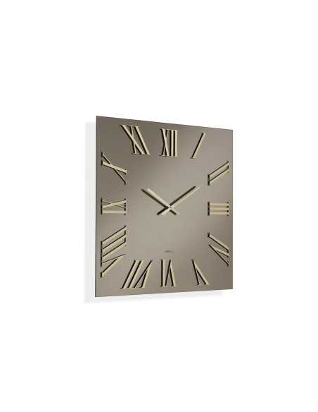 Orologio da parete Minerva 80x80 cm in vetro lucido bronzo, numeri e lancette oro | Abitarte -ABITARTE