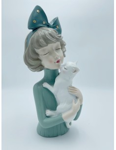 Statua Dolls bambola donna con gatto bianco in resina, 33 x 12 cm | Petite Fantasie -PETITE FANTASIE