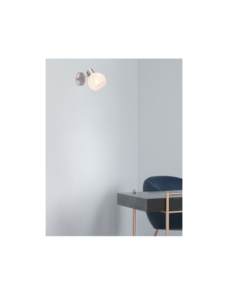 Applique Willy in nichel satinato con sfera in vetro bianco striato, E27 | Globo -GLOBO LIGHTING