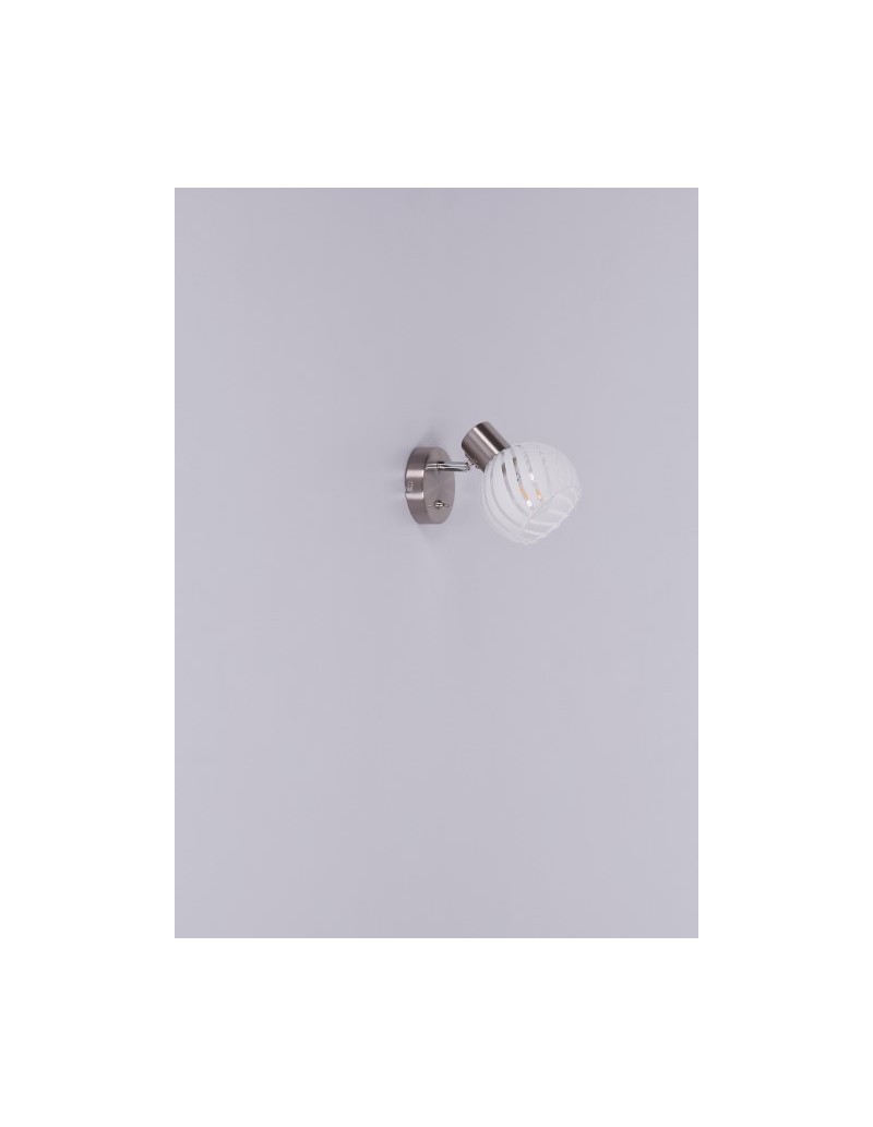 Applique Willy in nichel satinato con sfera in vetro bianco striato, E27 | Globo -GLOBO LIGHTING