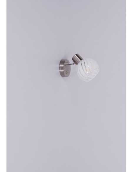 Applique Willy in nichel satinato con sfera in vetro bianco striato, E27 | Globo -GLOBO LIGHTING