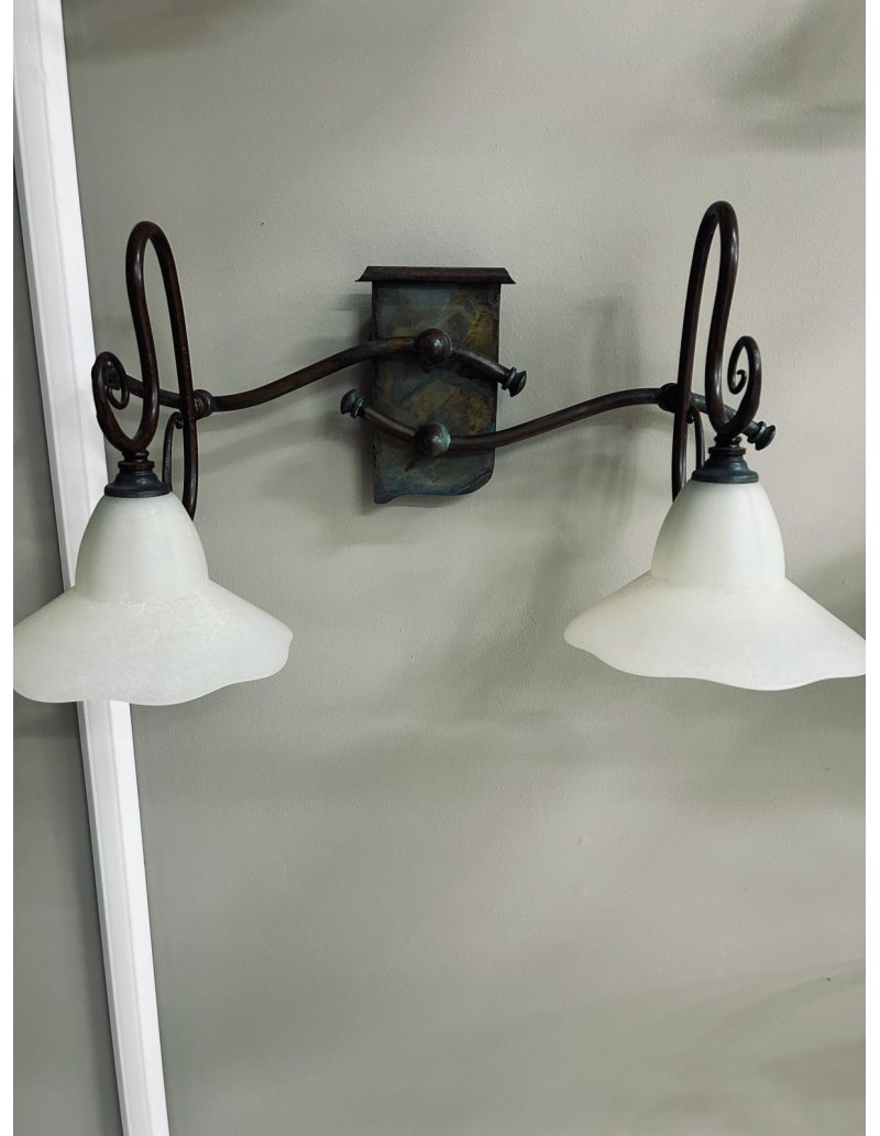 Applique rustica Country 2 luci in ferro ruggine e verde rame, vetri bianchi, E14 | Falb -FALB