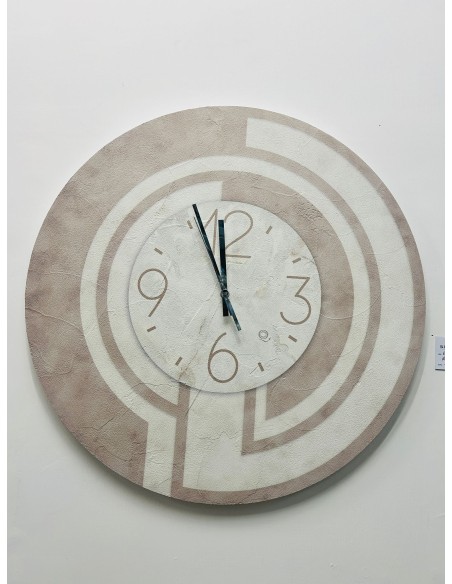 Orologio da parete Ø 60 cm in legno MDF beige e tortora, Made in Italy | Quadri & Quadri -QUADRI & QUADRI