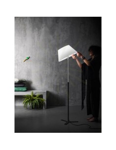 Piantana Tara in metallo nero e cromo con paralume bianco reclinabile, E27 | Gea Luce -GEA LUCE