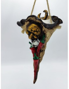 Cornucopia portafortuna con peperoncini, Pulcinella e sale in ceramica rossa e oro, H 26 cm | Maruzzella Ceramiche -MARUZZELL...