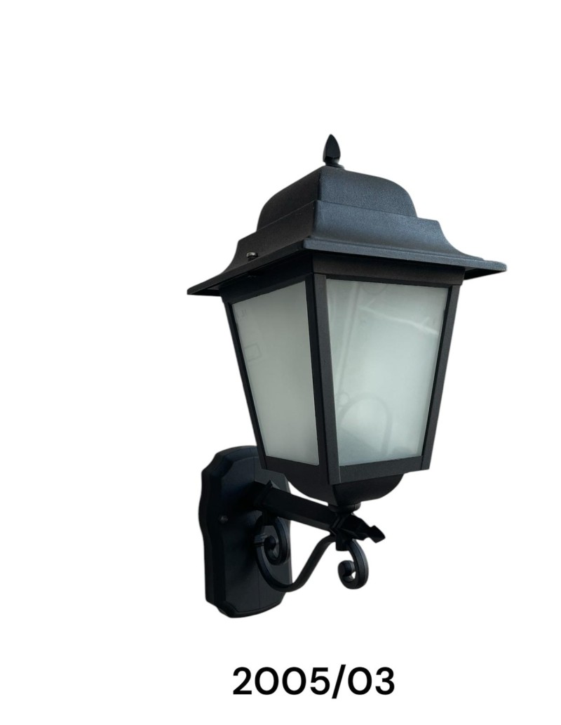 Lanterna da parete per esterno 21,5 cm in alluminio nero, vetri satinati, E27 | Nobile -NOBILE