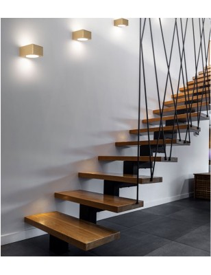 Applique Dado compatta a biemissione in finitura oro satinato, GX53 | Elesi Luce -ELESI LUCE