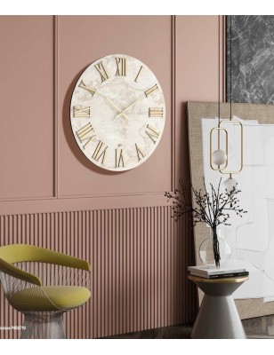 Orologio da parete Crillux Ø 40 cm in legno e parato beige chiaro effetto marmo, dettagli oro | Abitarte -ABITARTE