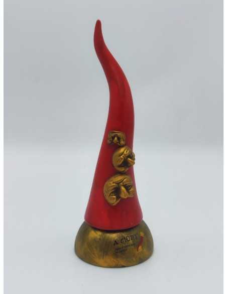 Corno rosso con maschere di Pulcinella oro in ceramica dipinta a mano | A Ciort -A CIORT
