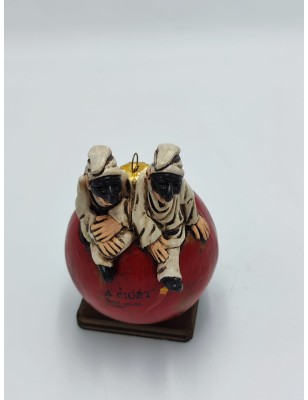 Sfera portafortuna rossa con Pulcinella in ceramica dipinta a mano | A Ciort -A CIORT 2