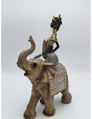 Scultura etnica Masai con elefante in resina | Mauro Ferretti -MAURO FERRETTI