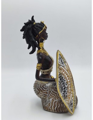Scultura etnica Masai con scudo in resina, H 24,5 cm | Mauro Ferretti -MAURO FERRETTI 2