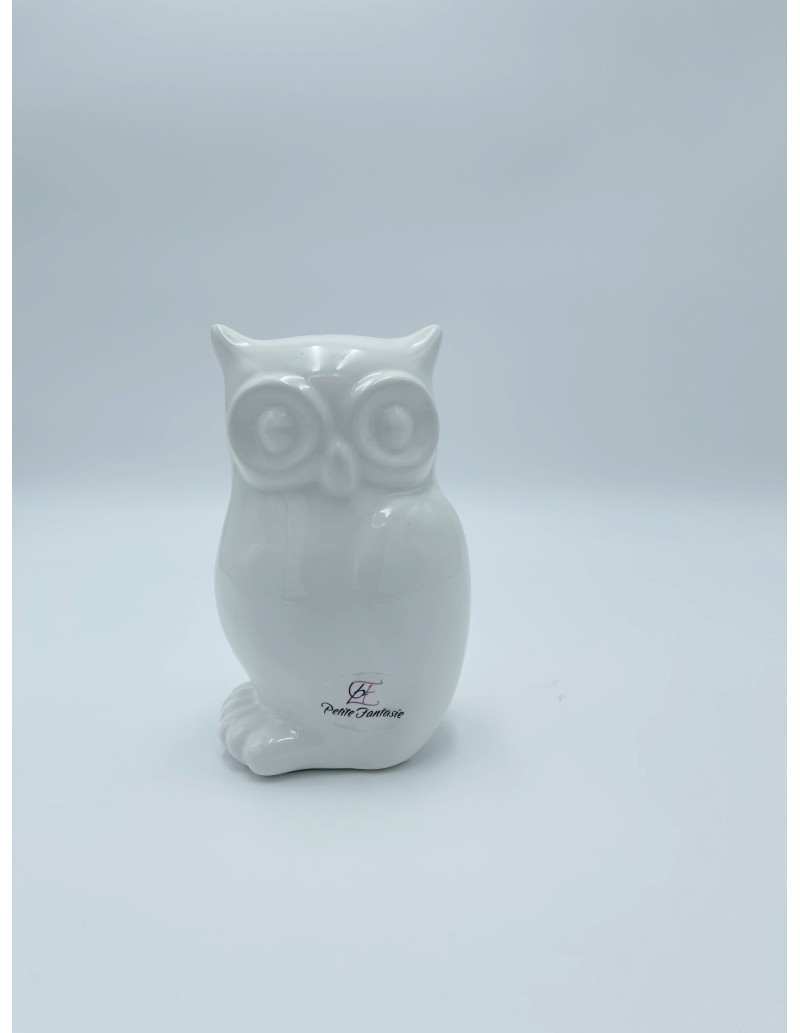 Statua Gufo portafortuna in ceramica bianca lucida, 15 x 10 cm | Petite Fantasie -PETITE FANTASIE