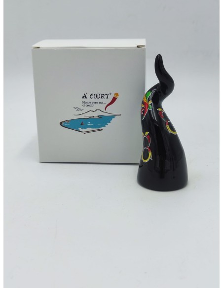 Corno portafortuna nero con decoro carte napoletane, ceramica H 11 cm | A Ciort -A CIORT