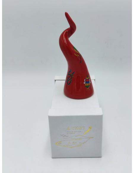 Corno portafortuna rosso con decoro carte napoletane, ceramica H 16 cm | A Ciort -A CIORT