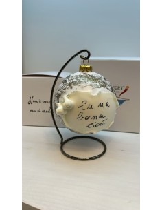Palla di Natale bianca con aglio portafortuna in ceramica con arco, 15 x 11 cm | A Ciort -A CIORT