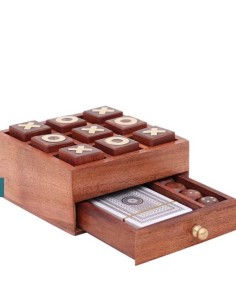 Scatola giochi in legno di mango antique burnt con tris, carte e dadi | Innova Living -INNOVA LIVING