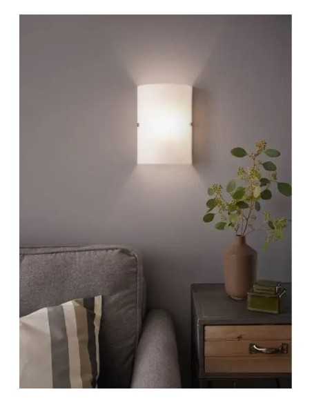 Applique Troy 3 con vetro arcuato bianco satinato e base nichel opaco, E14 | Eglo -EGLO