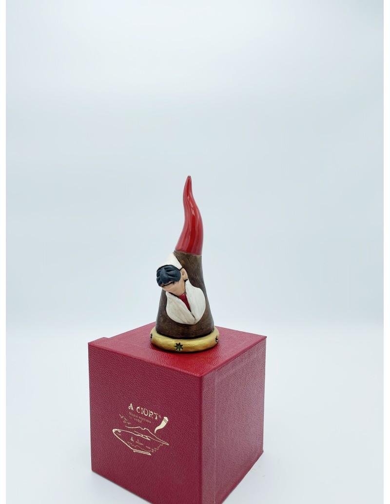 Corno rosso con Pulcinella, ceramica dipinta a mano H 16,5 cm | A Ciort -A CIORT
