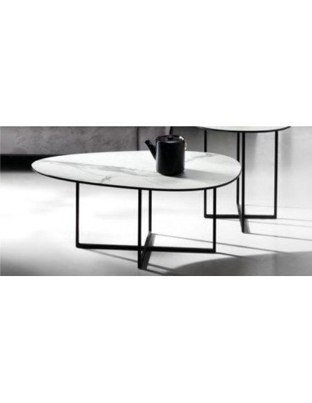 Tavolino sagomato Ginni 90x50 cm metallo nero, piano vetro effetto marmo bianco | Ondaluce -ONDALUCE